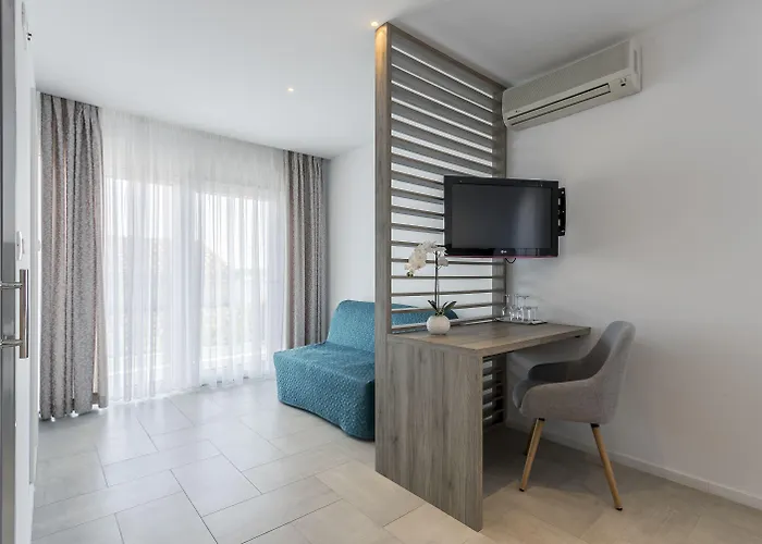 Pansion Casa Πανσιόν 3*