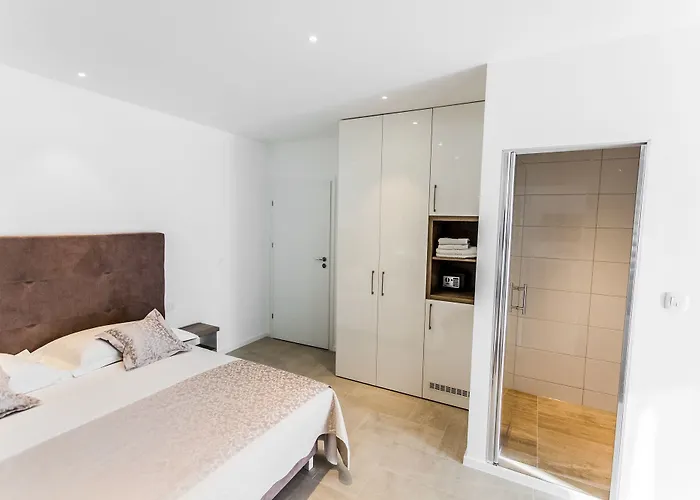 Πανσιόν Pansion Casa Ποντστράνα