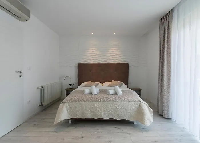 Pansion Casa 3*