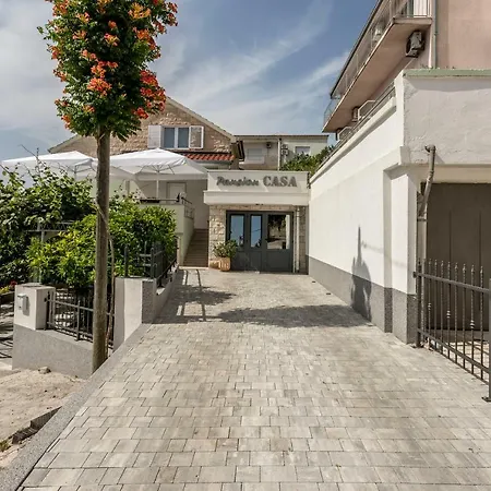 Pansion Casa بيت ضيافة بودْسْتغانا
