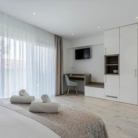 Pansion Casa Konukevi 3*