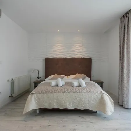 Pansion Casa 3*